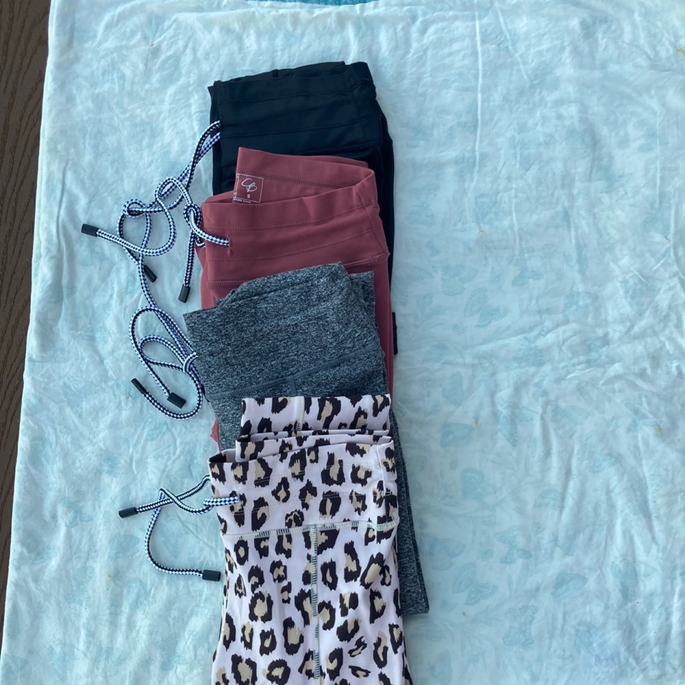 Bundle of 4 pairs of Celestial Bodiez Leggings